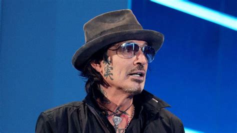 tommy lee twitter|TOMMY LEE Defends Twitter For Fact